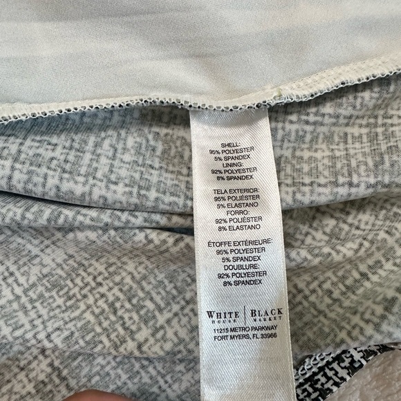 White House Black Market Sleeveless Blouse Size Small - Picture 15 of 17